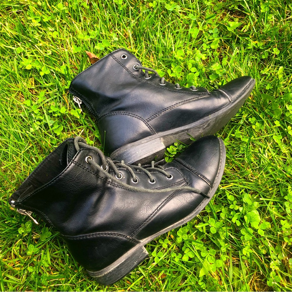 Guess Combat Boots